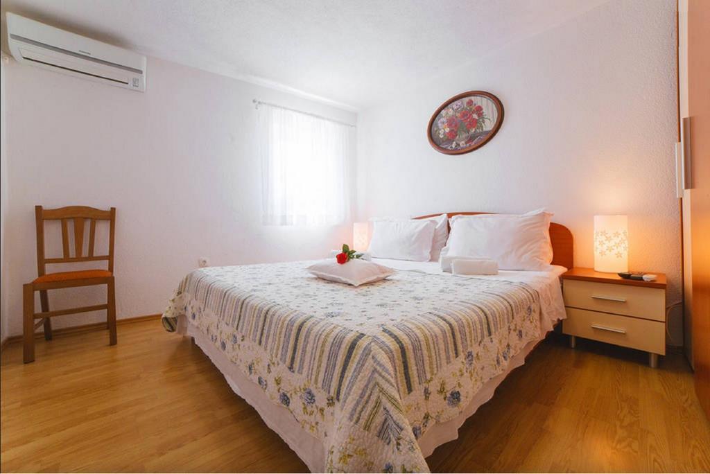 Villa Pro Patria Split Room photo