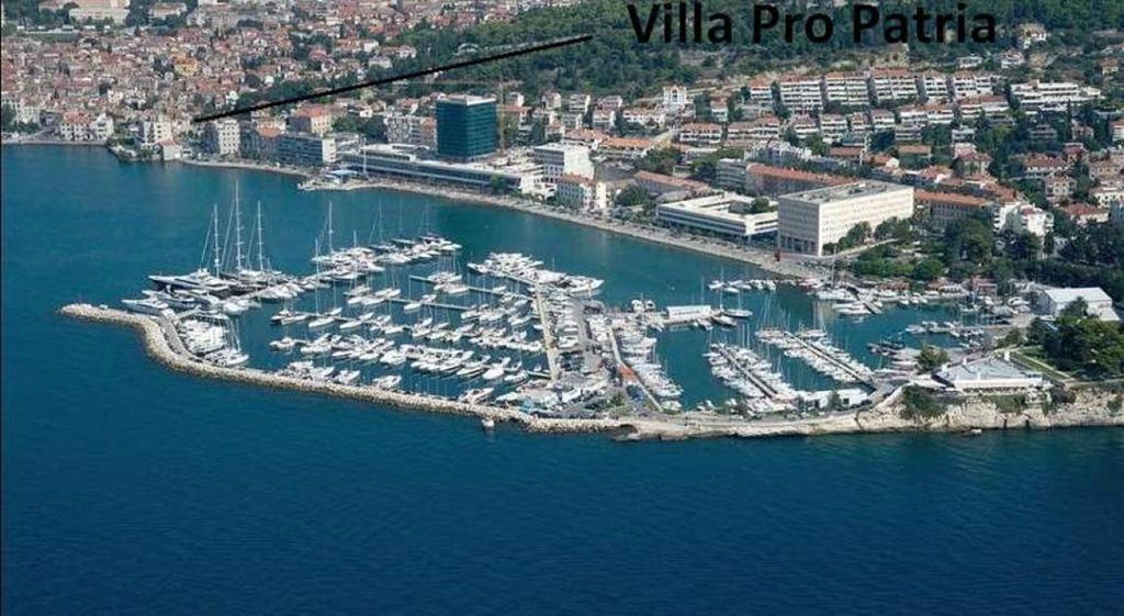 Villa Pro Patria Split Exterior photo